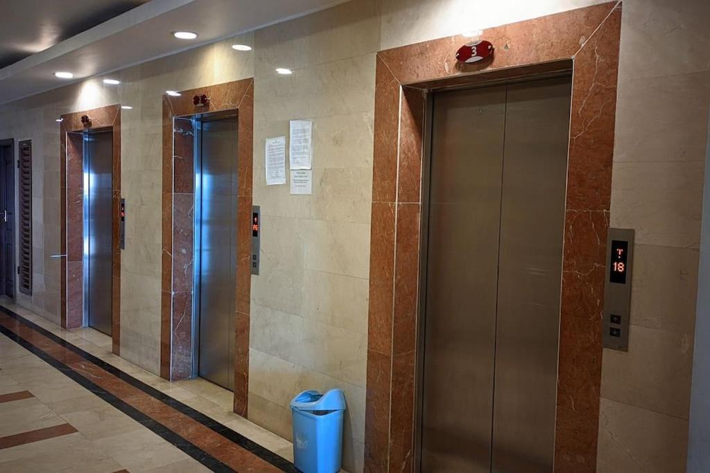 A Lovely Studio Apartment With Gym And Pool Access دار السلام المظهر الخارجي الصورة